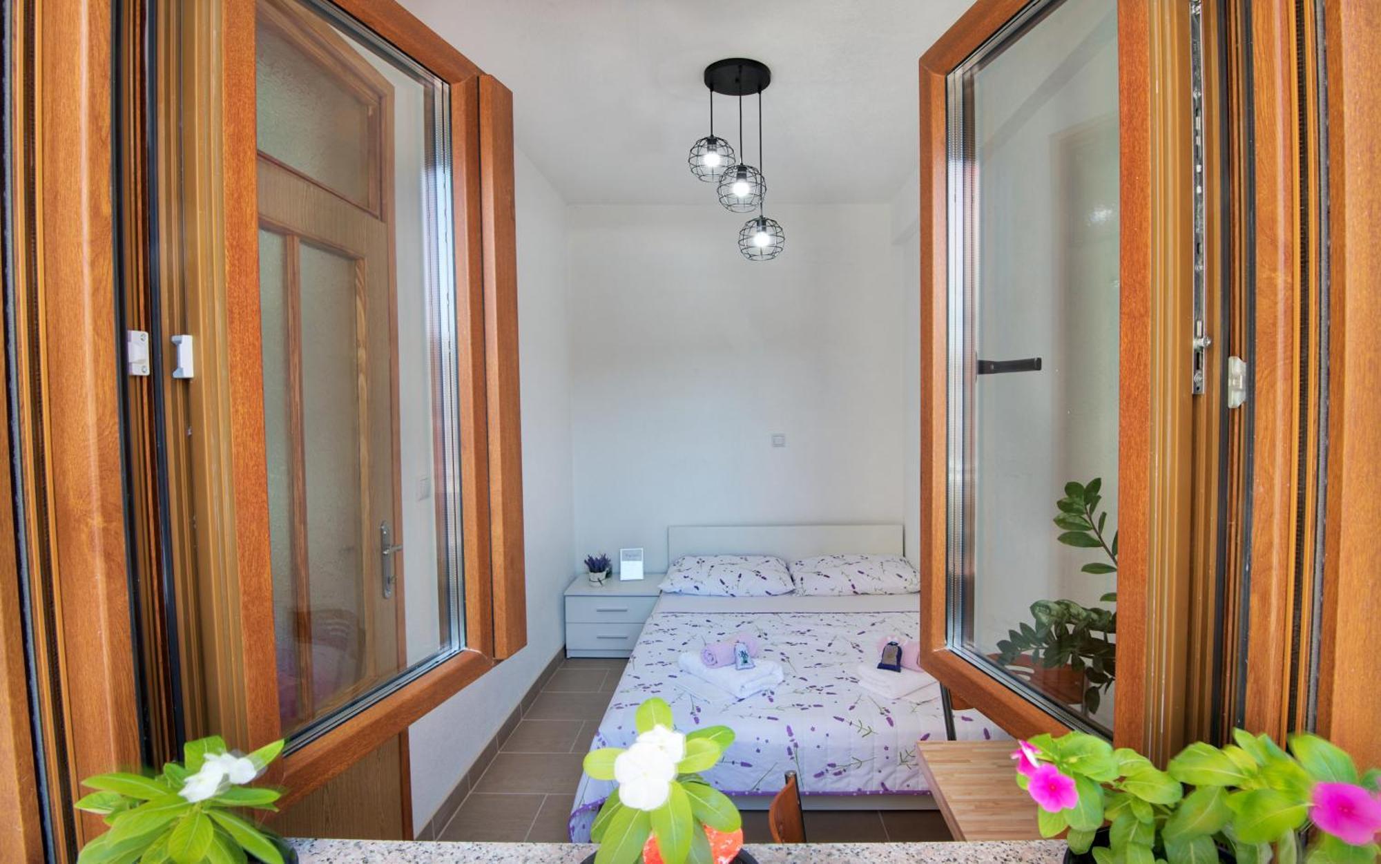 Angela & Marco'S Apartments Неум Екстериор снимка